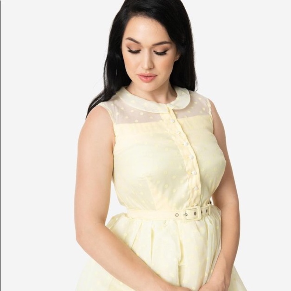 ❌Sold❌ Unique Vintage Swiss Dot Yellow Dress - Picture 4 of 11
